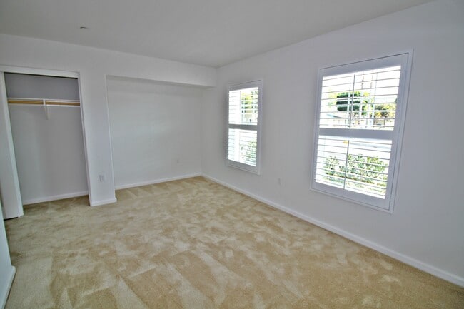 Building Photo - The Westerlies | 4 bedroom + 3.5 bathroom ...