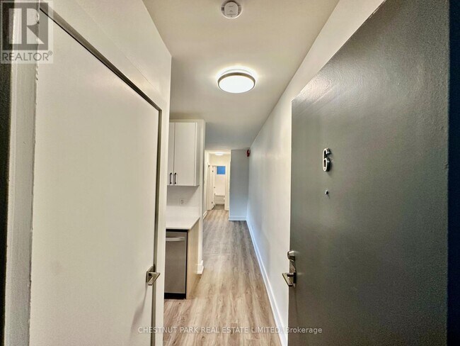 Photo du bâtiment - 11 Wingreen Ct