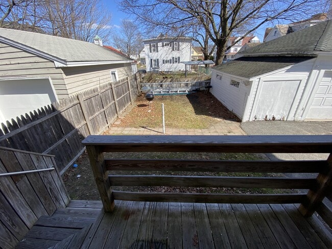 Building Photo - 124 3rd St