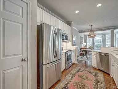 Foto del edificio - 6902 Alder Grove Dr