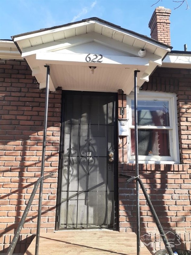 Primary Photo - 622 Ryland St