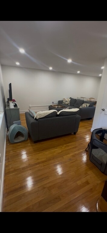 Foto principal - 324 Lexington St