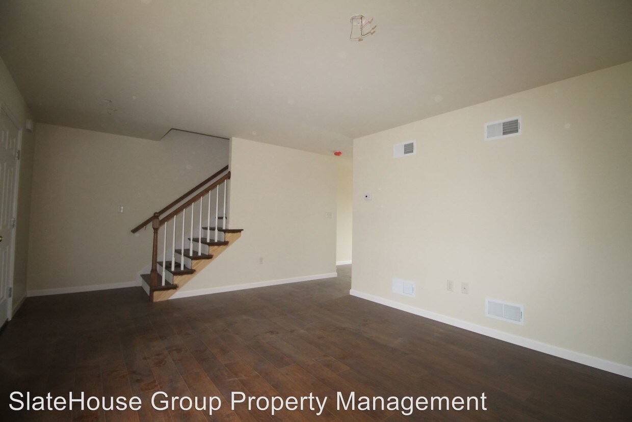 Foto principal - 1600 Eshelman Mill Rd