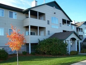 Building Photo - 8623 Jasonville Farms SE