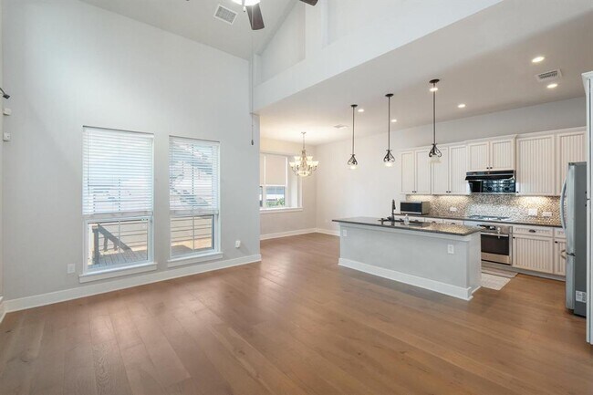 Building Photo - 913 Cannoneer Ln