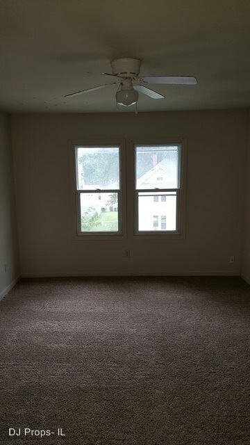 Foto del edificio - 3 br, 1 bath House - 2412 7th Avenue