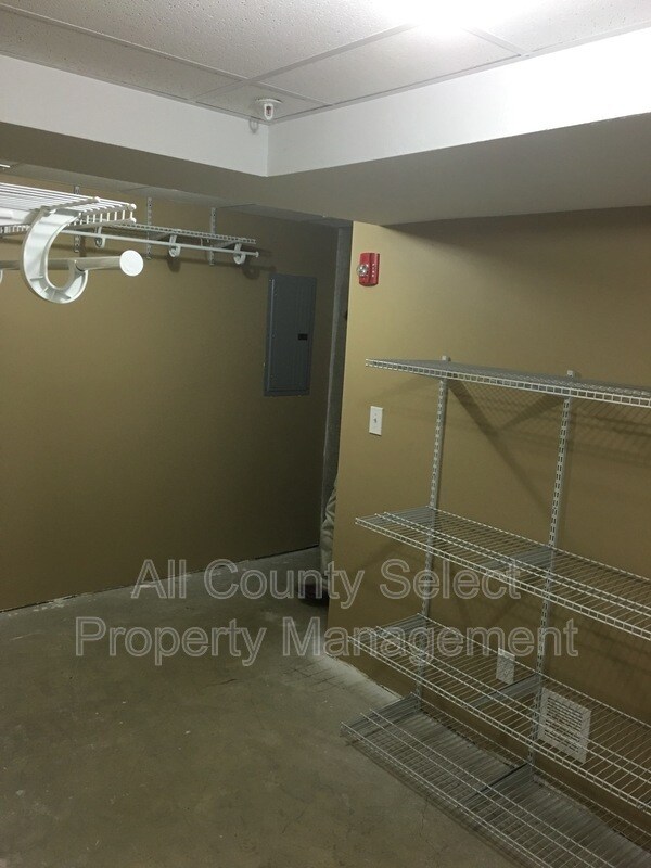 83 Holten St Unit 3, Danvers, MA 01923 Condo for Rent in Danvers, MA