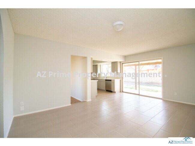 Foto del edificio - 6353 W Mission Ln