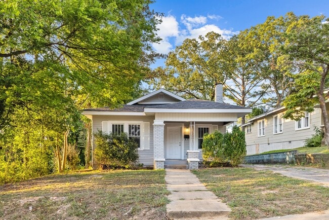 Foto del edificio - Beautiful Fully Renovated Home