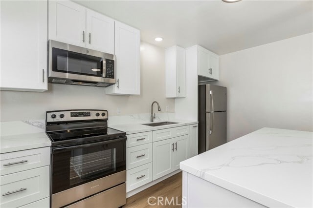 Foto del edificio - 10327 Flora Vista St