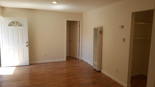Building Photo - 1448 88th Ave