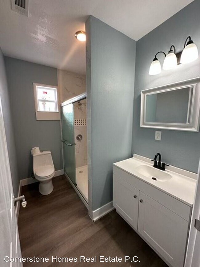 Building Photo - 3 br, 1 bath House - 5337 10th Street