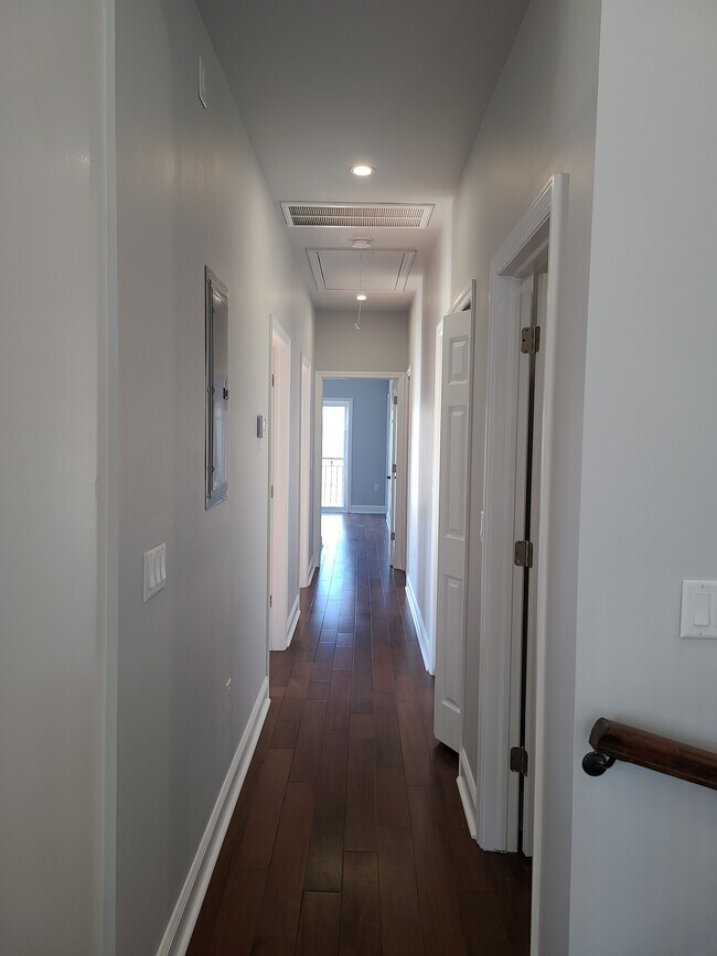 HALLWAY - 19 Terhune Ave