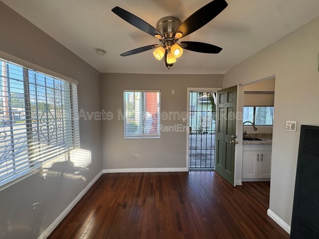 Foto del edificio - 10822 Ventura Blvd