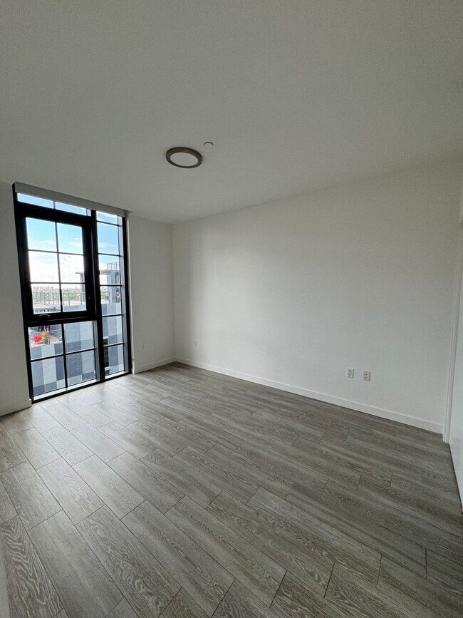 Dormitorio principal - 445 NW 26th St