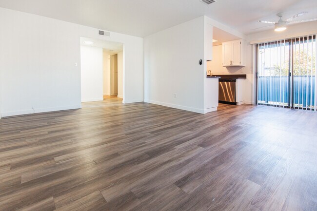 Foto del edificio - ReNew Fair Oaks