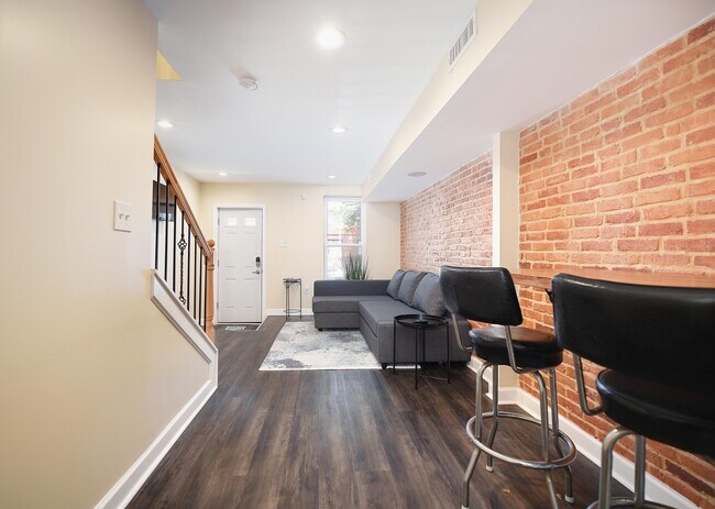Building Photo - 2335 McElderry St