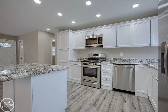 Foto del edificio - 47705 Roland St