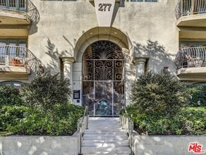 Building Photo - 277 S Spalding Dr