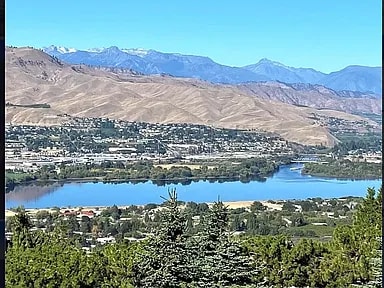 Foto del edificio - 2467 Twin Peaks Vw