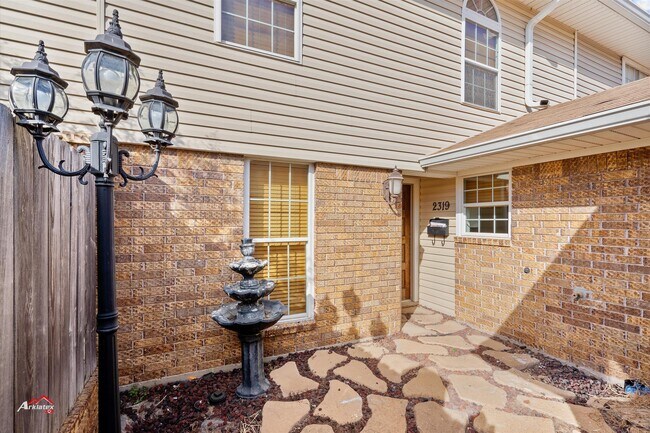 Foto del edificio - 2319 Northside Dr