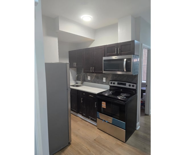 Building Photo - 5336 Cordelia Ave