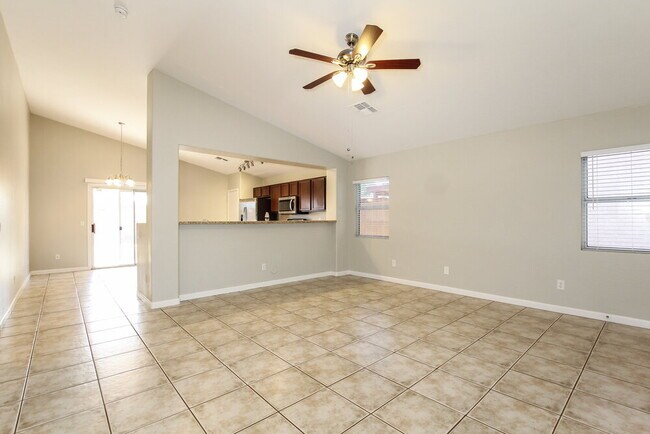 Foto del edificio - 12621 W Bloomfield Rd
