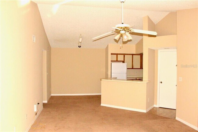 Building Photo - 4560 Commander Dr