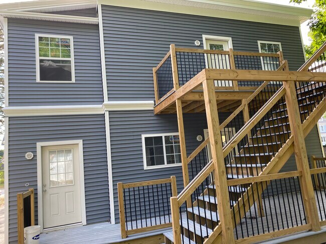 cubiertas traseras - 321 Turner St