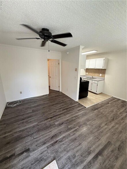 Foto del edificio - 255 W Ocean View Ave