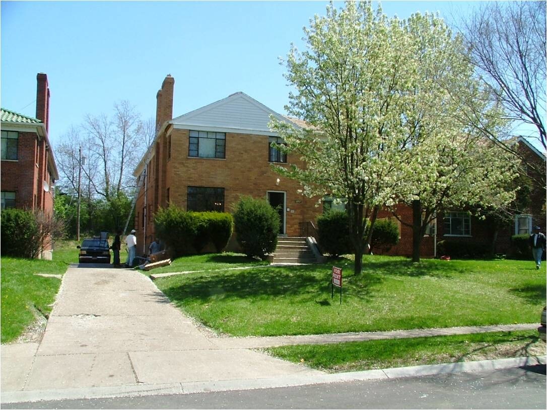 7126 Eastlawn Drive - 7126 Eastlawn Dr