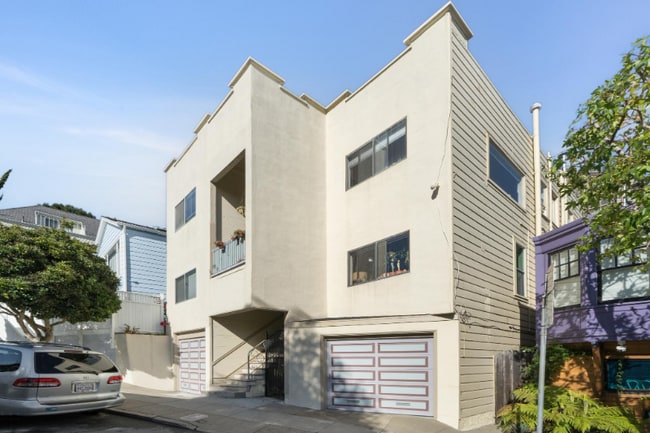 Building Photo - 210 Corbett Ave