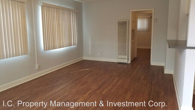 Building Photo - 1123 E Hellman St