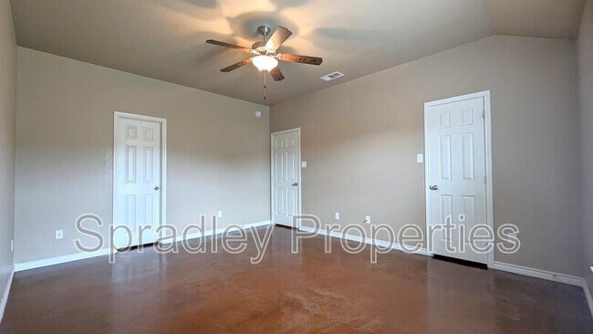 Building Photo - 526 Pepper Spring Ct