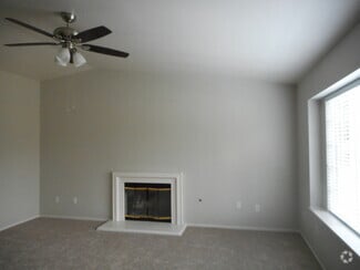Building Photo - 2211 W Sweet Ct