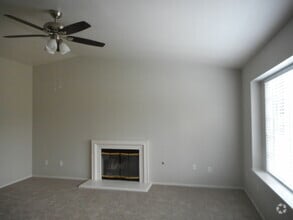Building Photo - 2211 W Sweet Ct