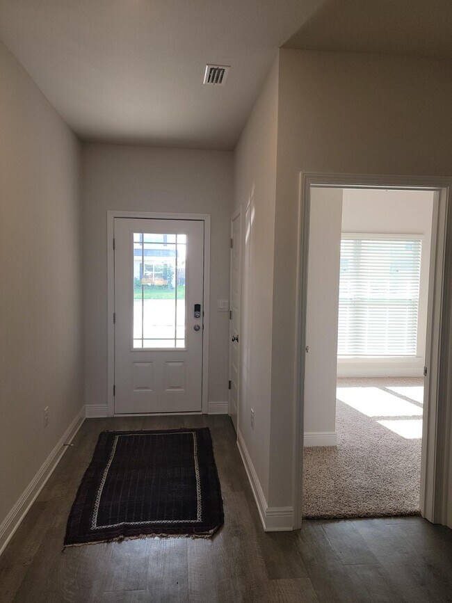 Foto del edificio - 1266 Conolly Blvd