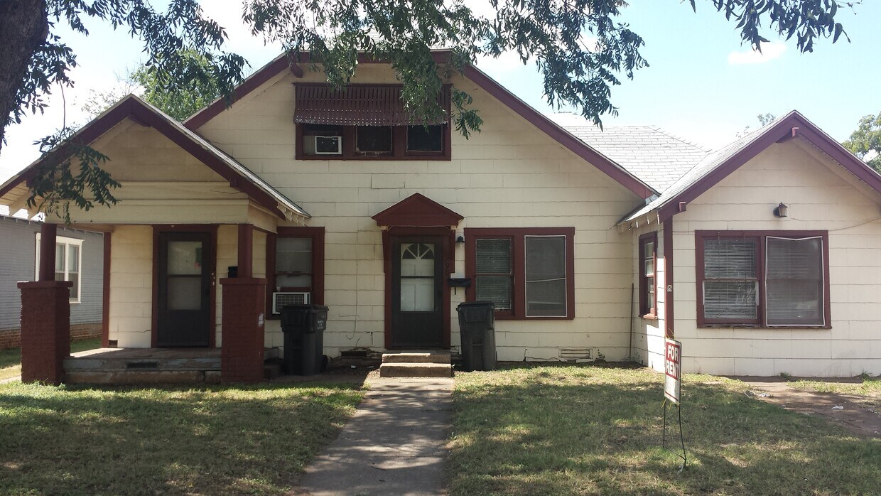Primary Photo - 1904 Harrison St