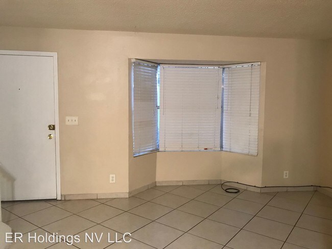 Building Photo - 2 br, 1.5 bath House - 879 Rhinegold Way