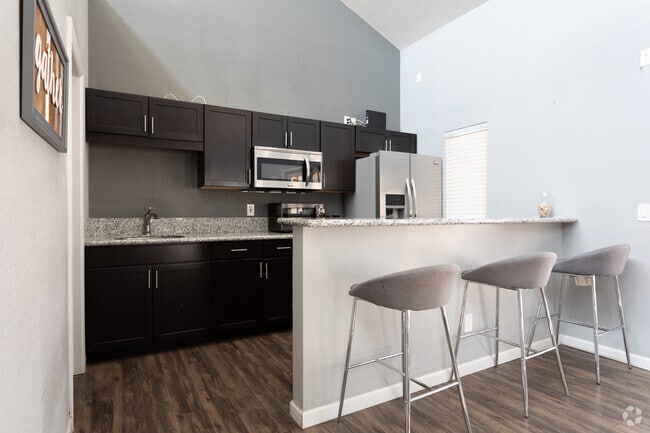 Interior Photo - Peaks at Redington