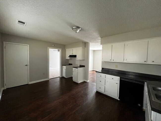 Foto del edificio - 3563 Ramill Rd Memphis, TN 38128