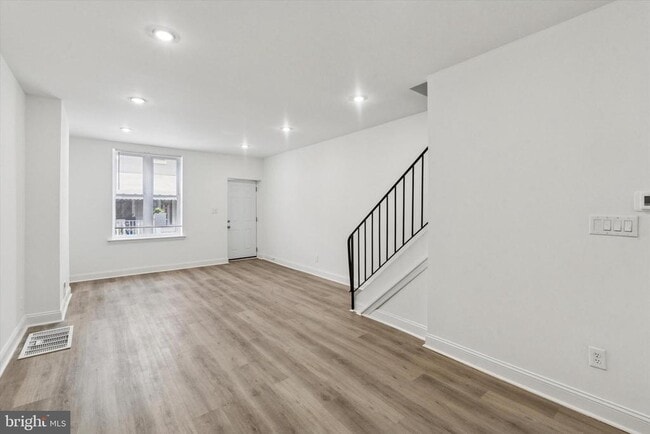 Building Photo - 1761 N Newkirk St