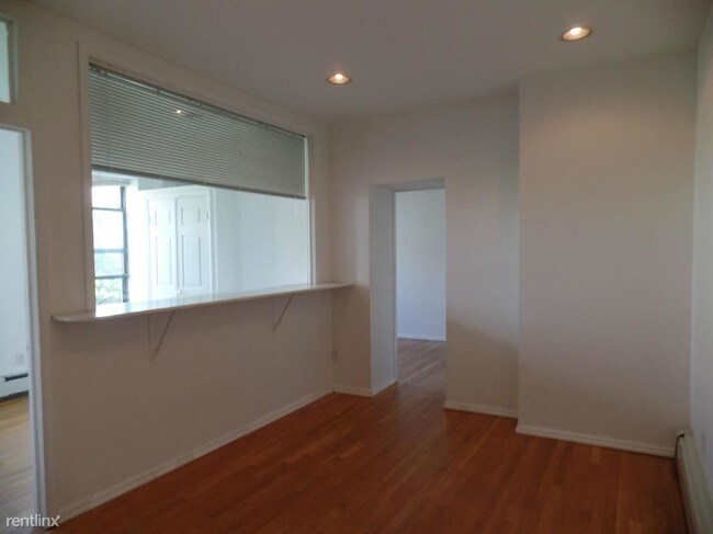 Foto del edificio - 72 W 105th St