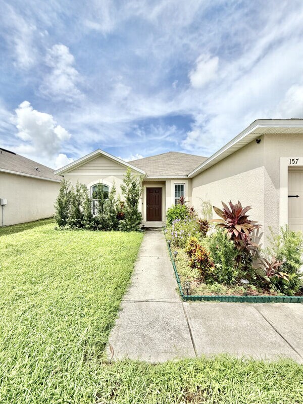 Foto del edificio - 157 Sunny Day Wy