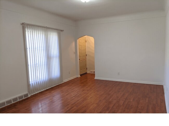 Foto del edificio - 35759 Glenwood Rd