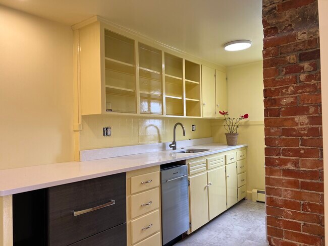 Foto del edificio - 31 Pleasant St