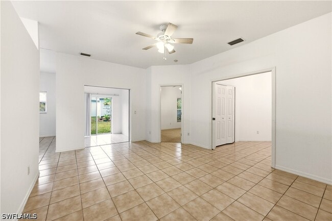 Building Photo - 10707 Pearl Bay Cir