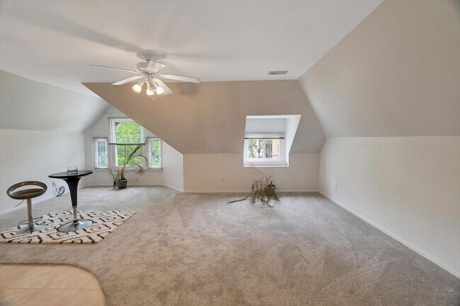 Foto del edificio - 4414 W Pine Blvd