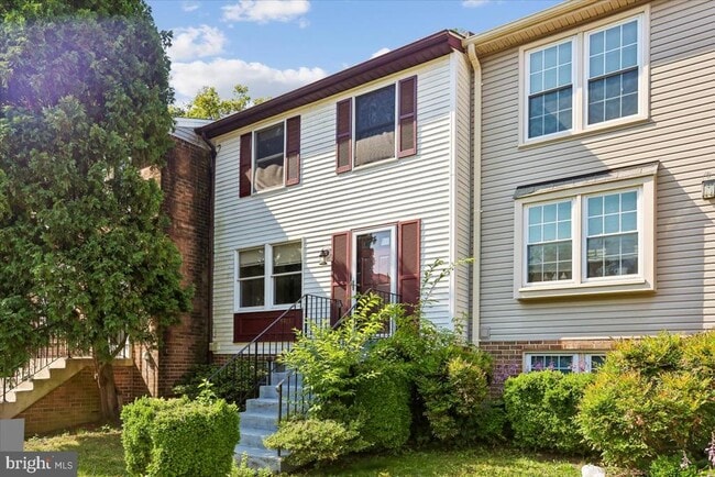 Foto del edificio - 5913 Spruce Run Ct
