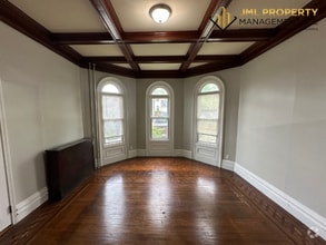 Building Photo - 163 Winter St